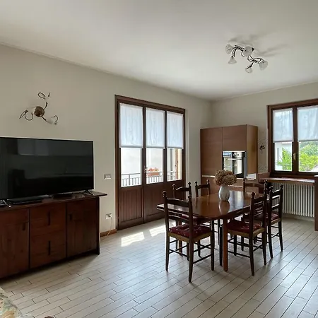 Il Melograno 1 With Access Apartmán Oliveto Lario