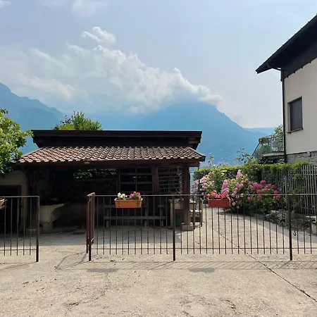 Il Melograno 1 With Access דירה Oliveto Lario